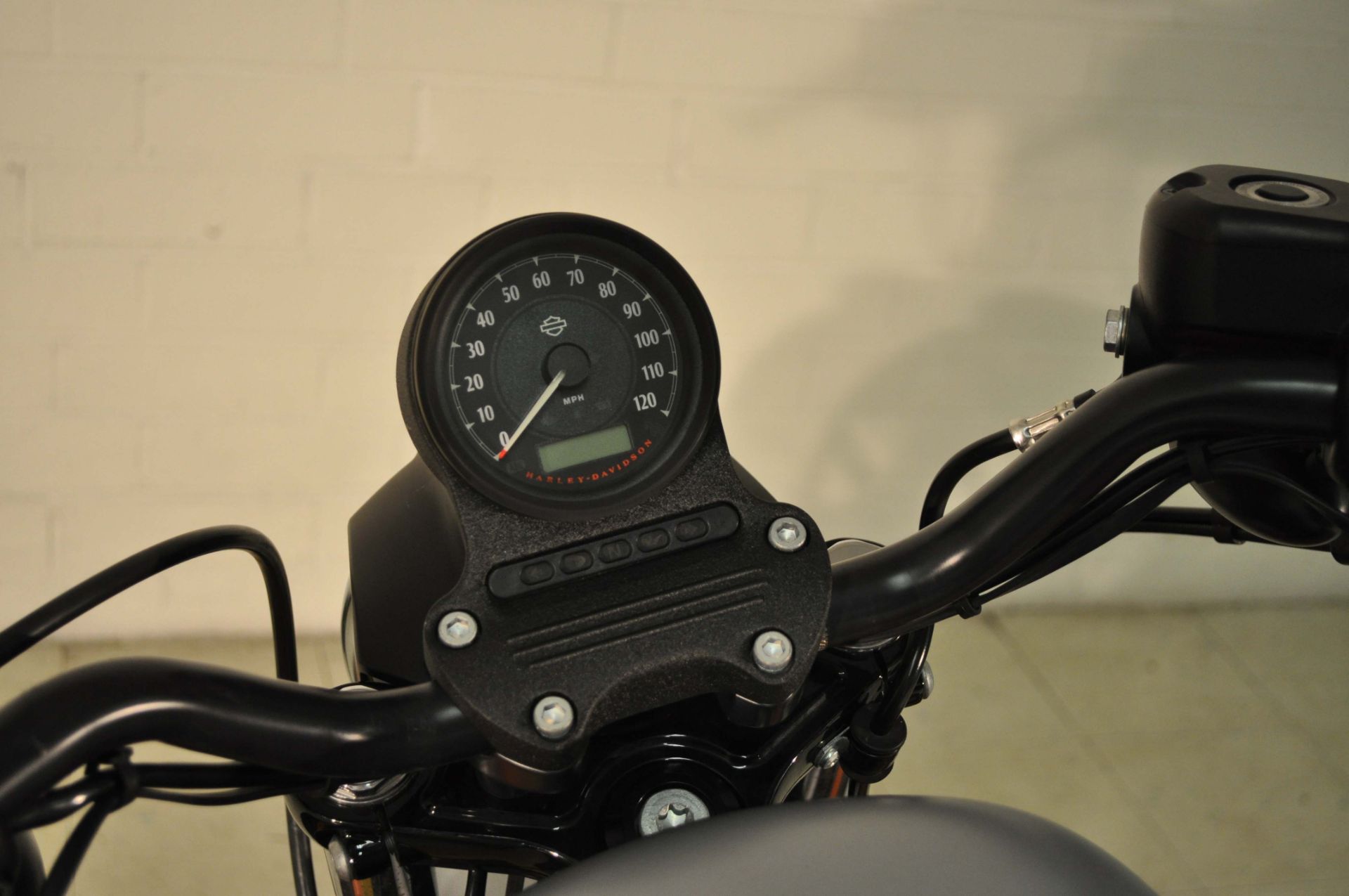2020 Harley-Davidson Iron 883™ in Winston Salem, North Carolina - Photo 23