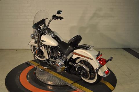 2015 Harley-Davidson Heritage Softail® Classic in Winston Salem, North Carolina - Photo 4