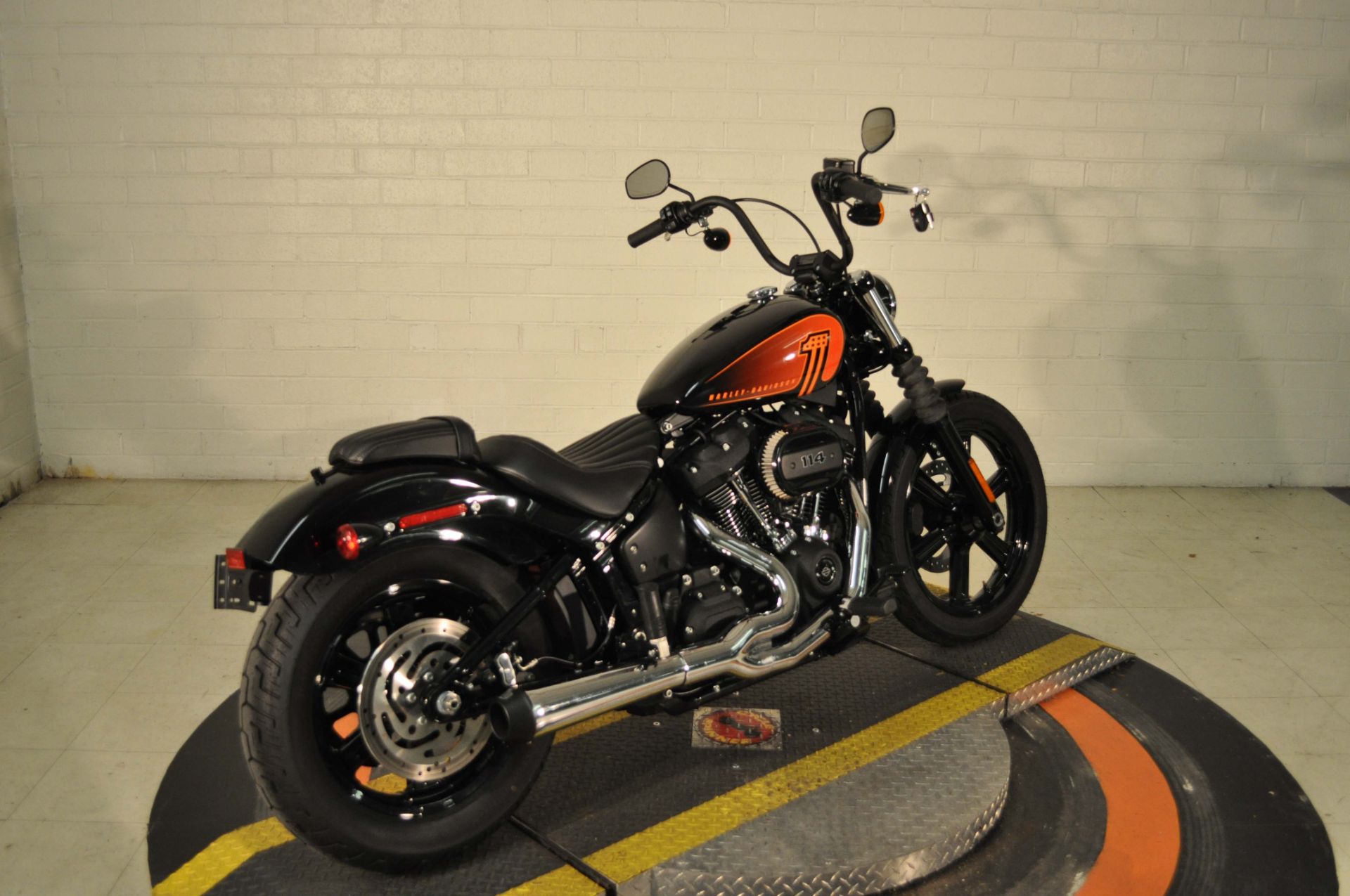 2022 Harley-Davidson Street Bob® 114 in Winston Salem, North Carolina - Photo 2