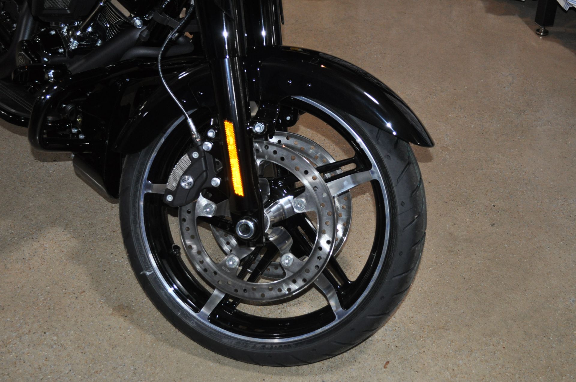 2024 Harley-Davidson Street Glide® in Winston Salem, North Carolina - Photo 2