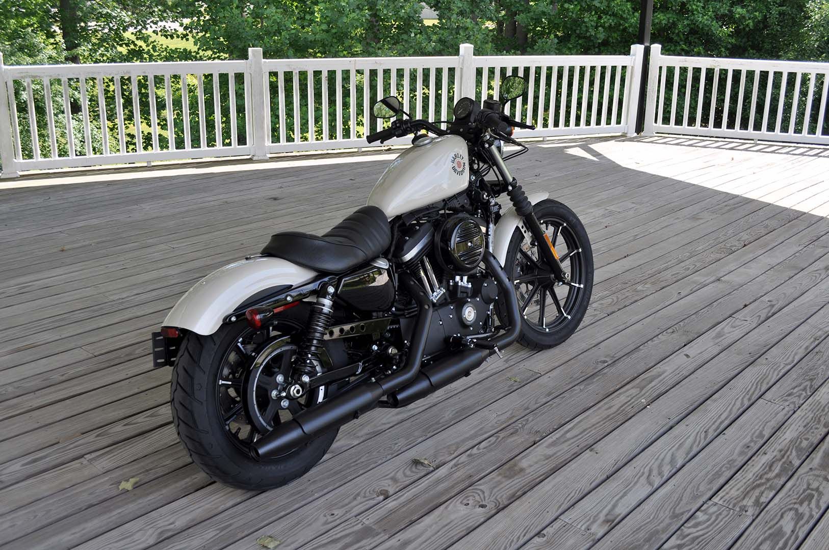 2022 Harley-Davidson Iron 883™ in Winston Salem, North Carolina - Photo 2
