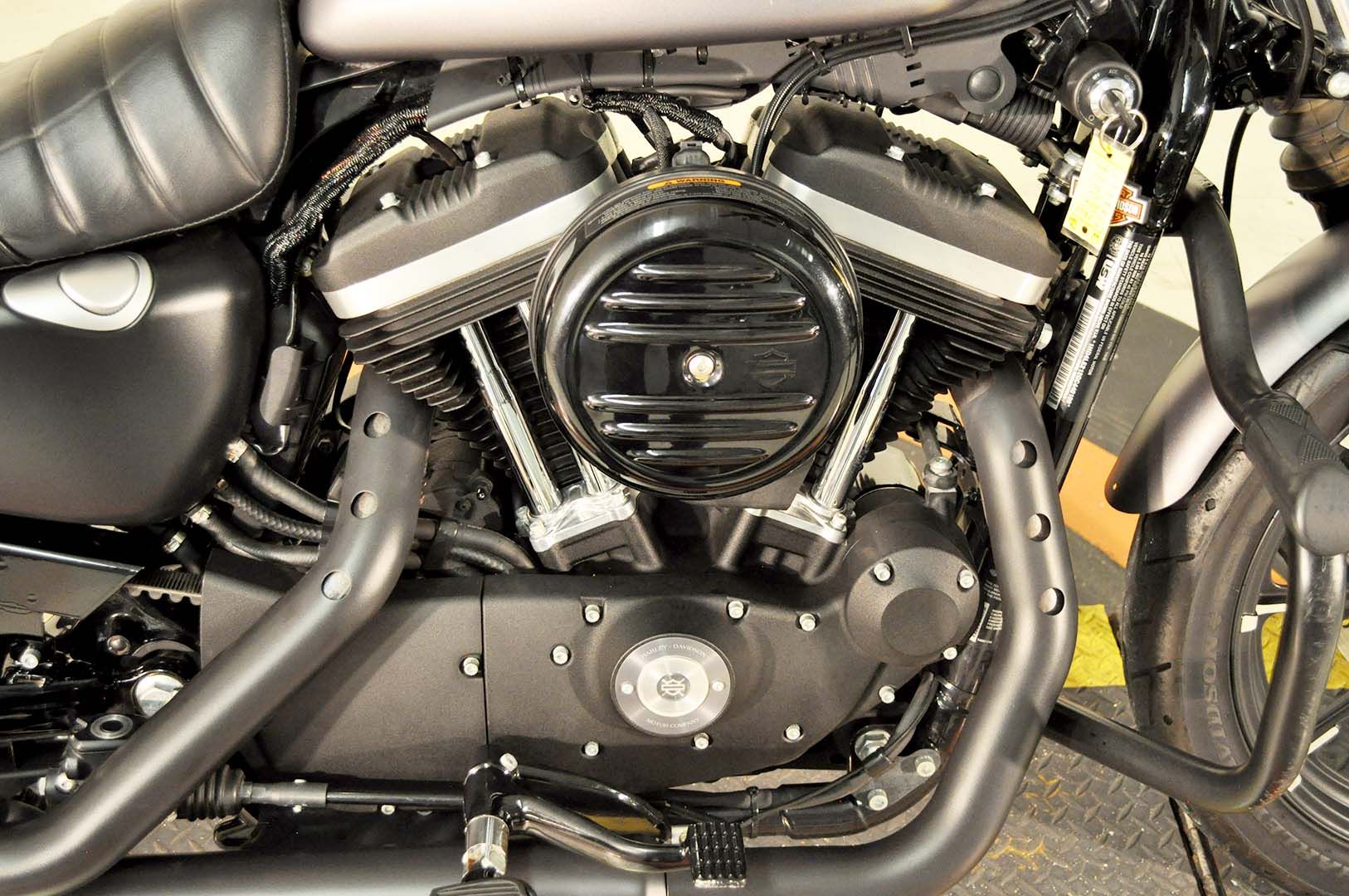 2016 Harley-Davidson Iron 883™ in Winston Salem, North Carolina - Photo 14