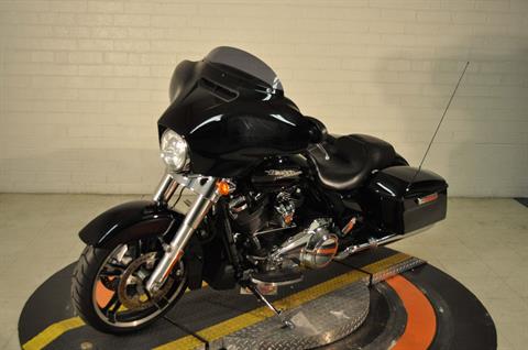 2017 Harley-Davidson Street Glide® Special in Winston Salem, North Carolina - Photo 6