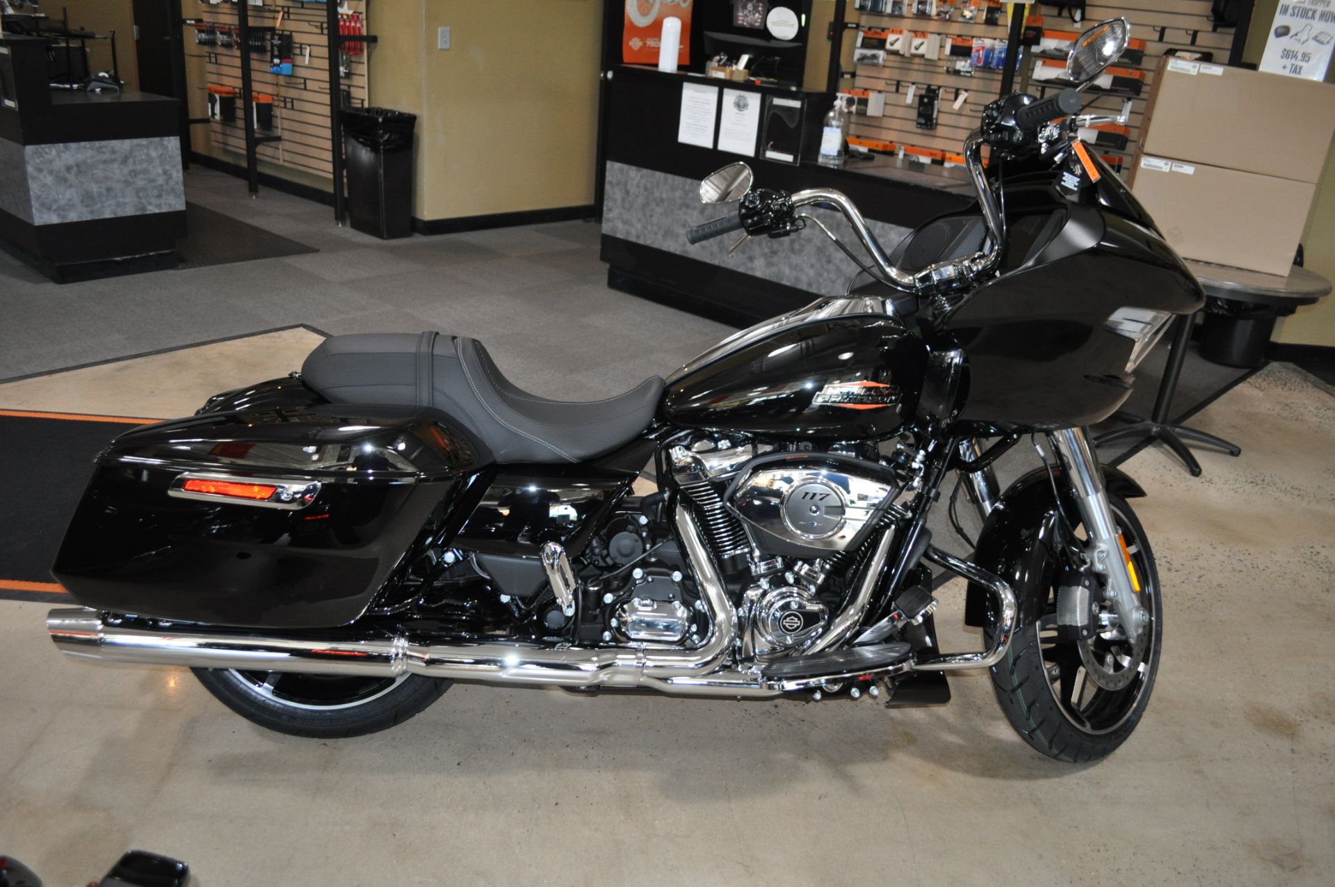 2024 Harley-Davidson Road Glide® in Winston Salem, North Carolina - Photo 5