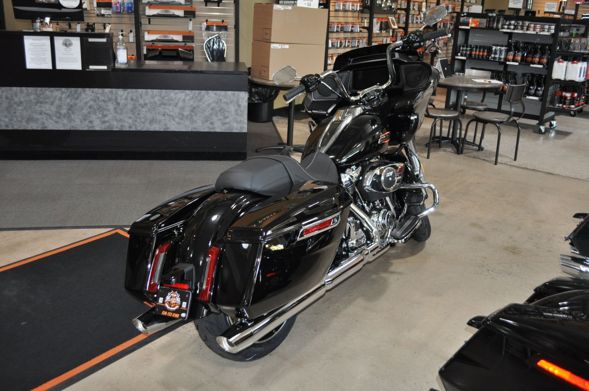 2024 Harley-Davidson Road Glide® in Winston Salem, North Carolina - Photo 6