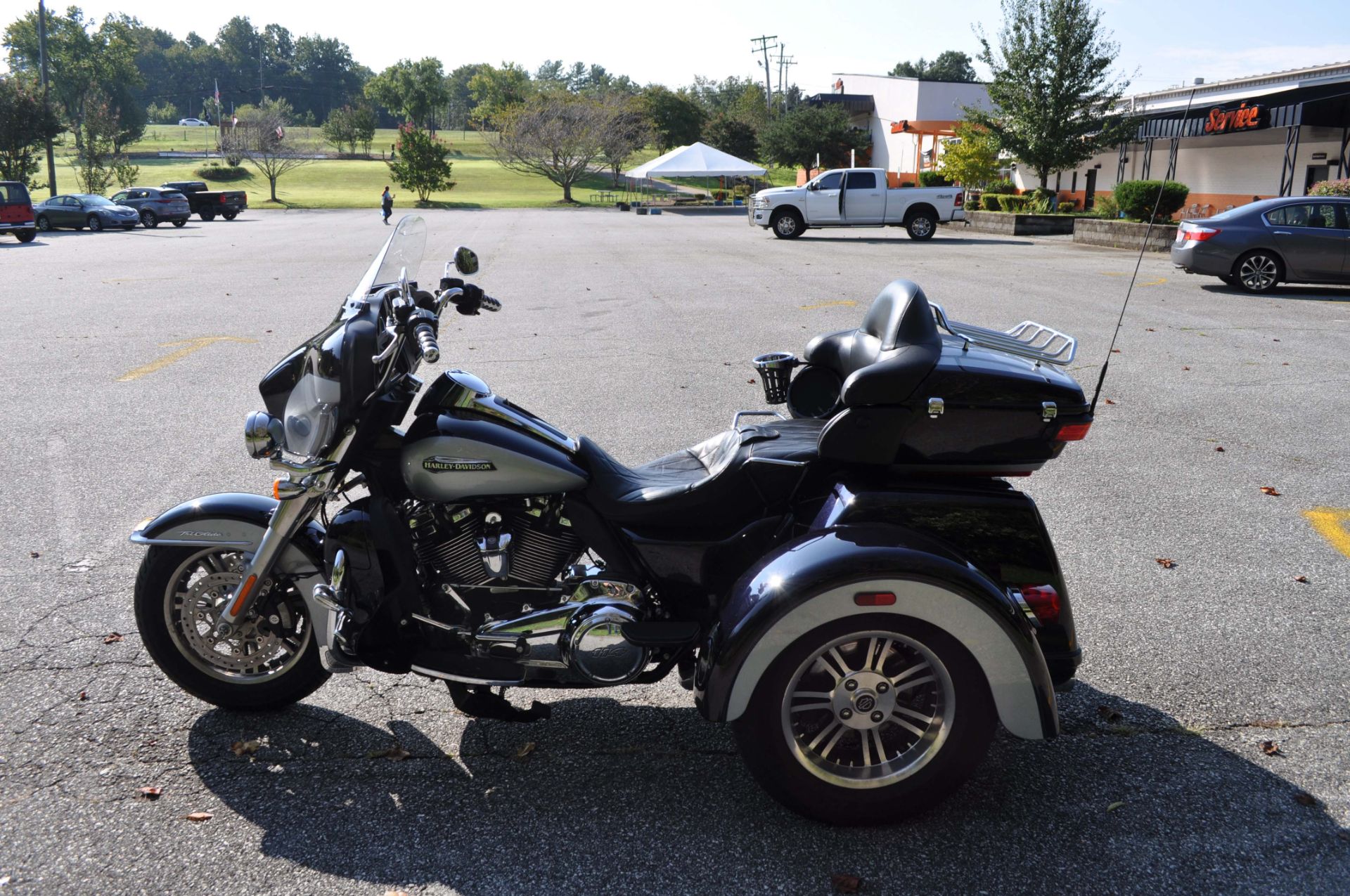 2019 Harley-Davidson Tri Glide® Ultra in Winston Salem, North Carolina - Photo 5