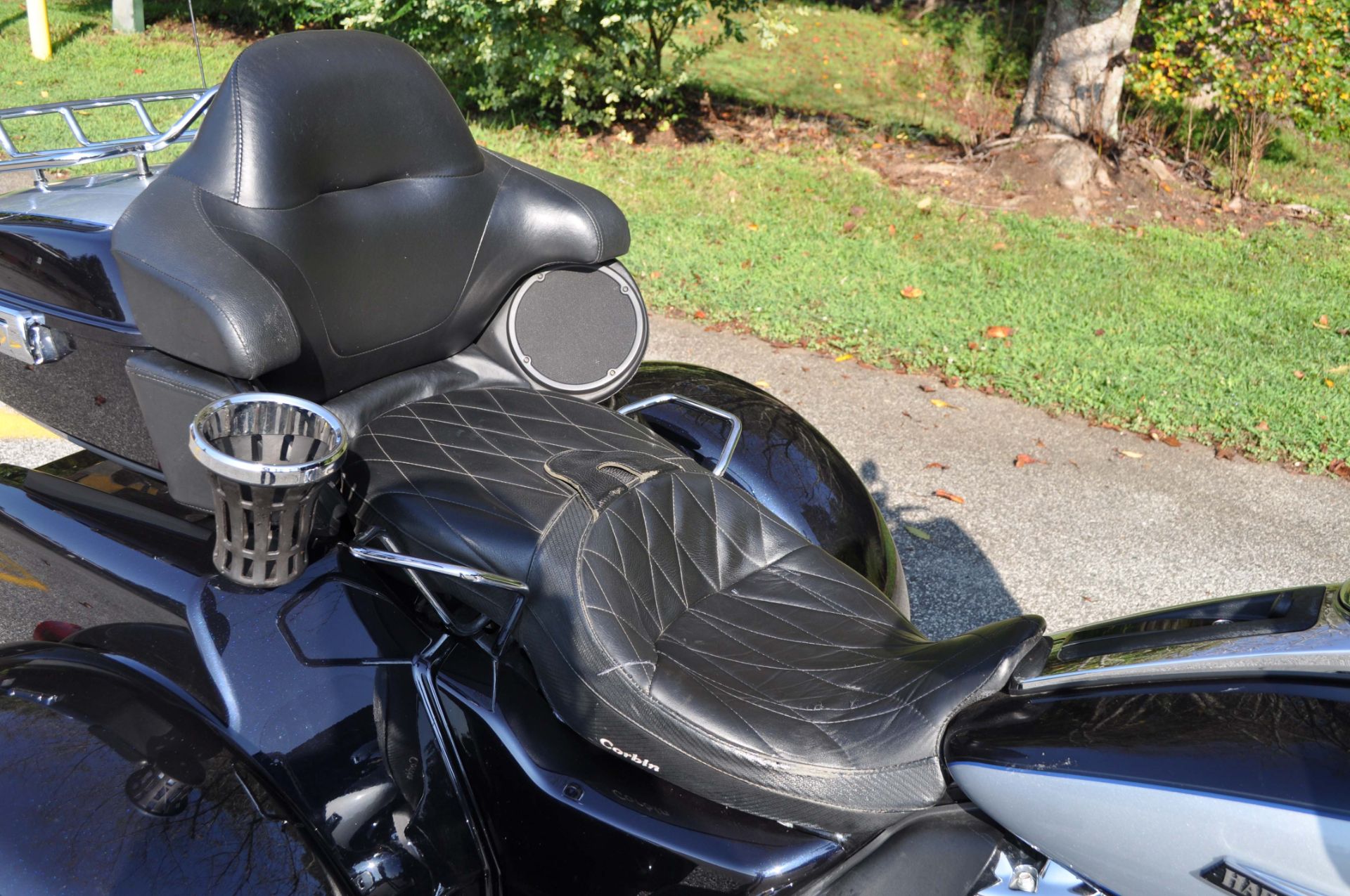 2019 Harley-Davidson Tri Glide® Ultra in Winston Salem, North Carolina - Photo 16