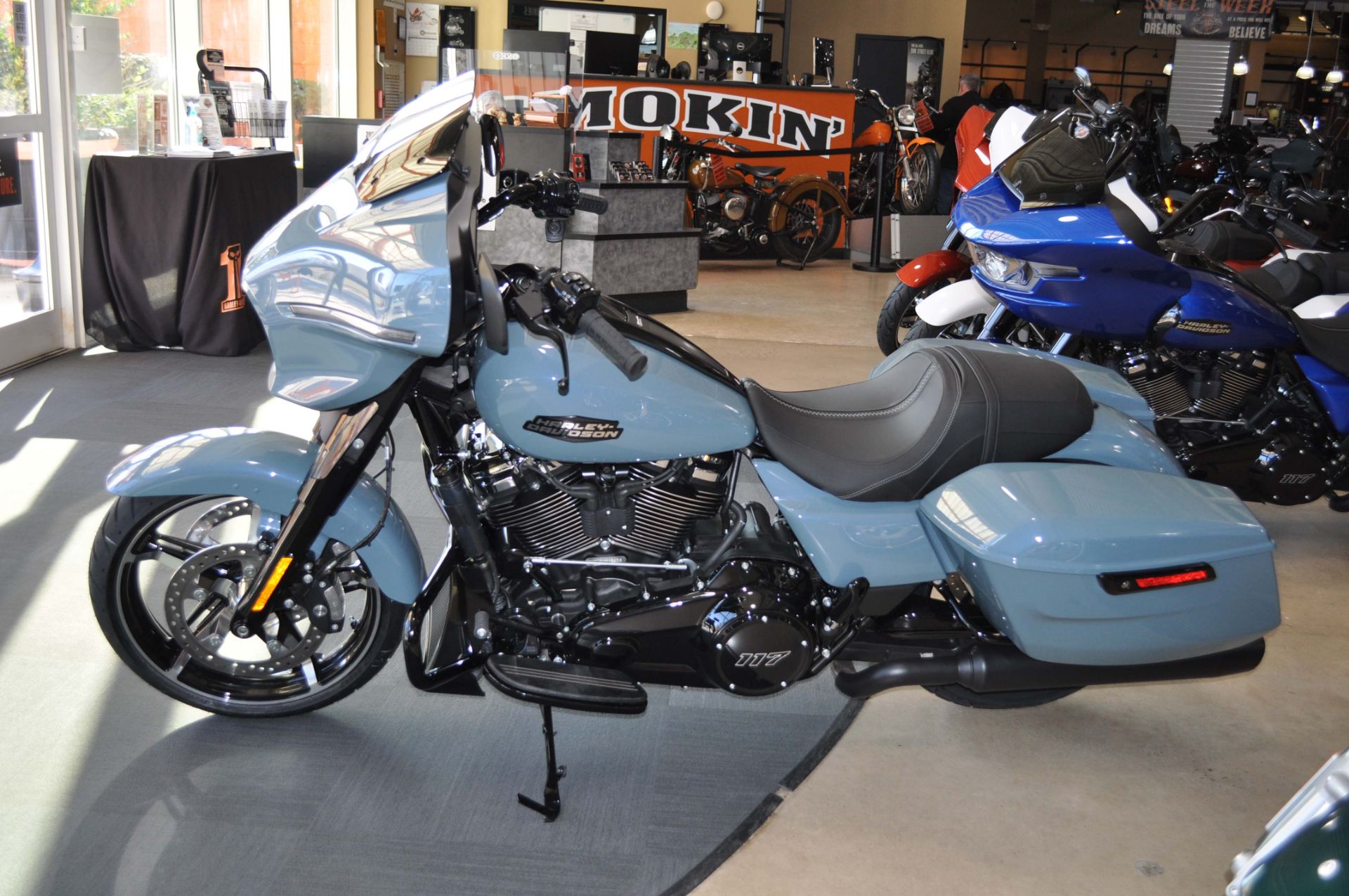 2024 Harley-Davidson Street Glide® in Winston Salem, North Carolina - Photo 5