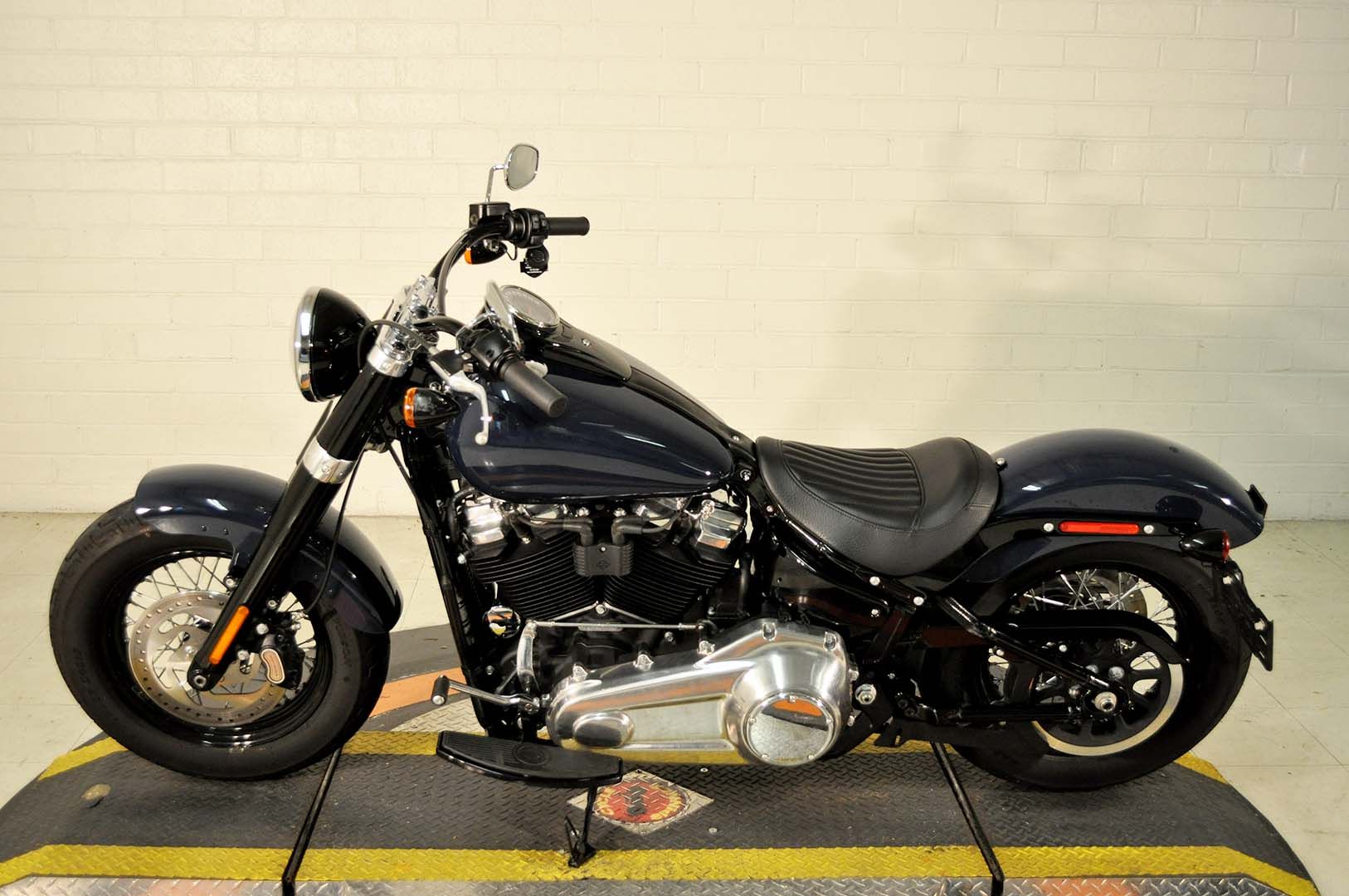 2019 Harley-Davidson Softail Slim® in Winston Salem, North Carolina - Photo 5