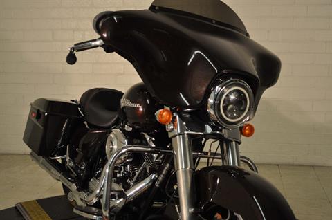 2011 Harley-Davidson Street Glide® in Winston Salem, North Carolina - Photo 10