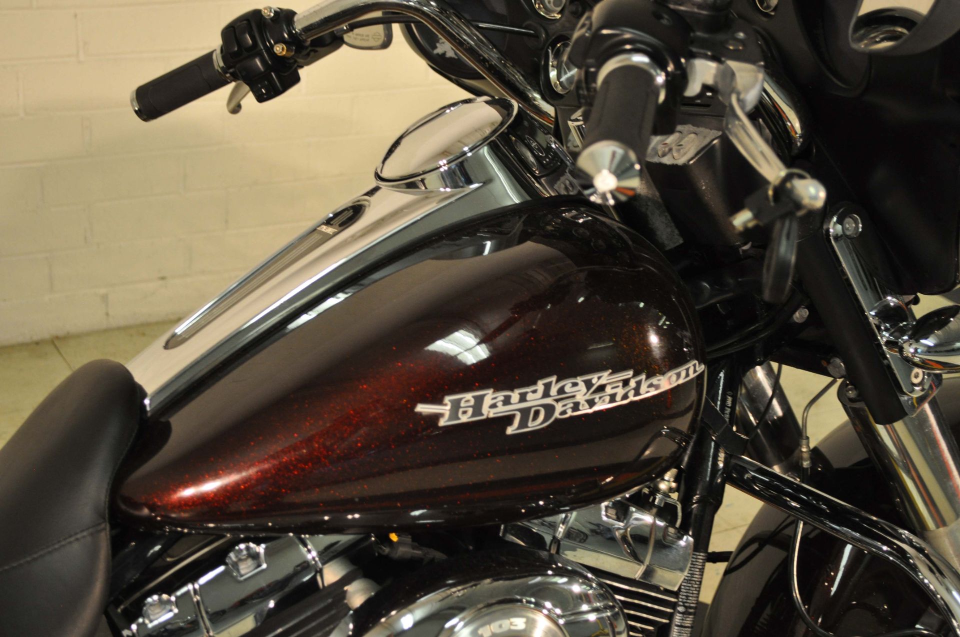 2011 Harley-Davidson Street Glide® in Winston Salem, North Carolina - Photo 13