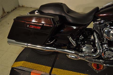 2011 Harley-Davidson Street Glide® in Winston Salem, North Carolina - Photo 16