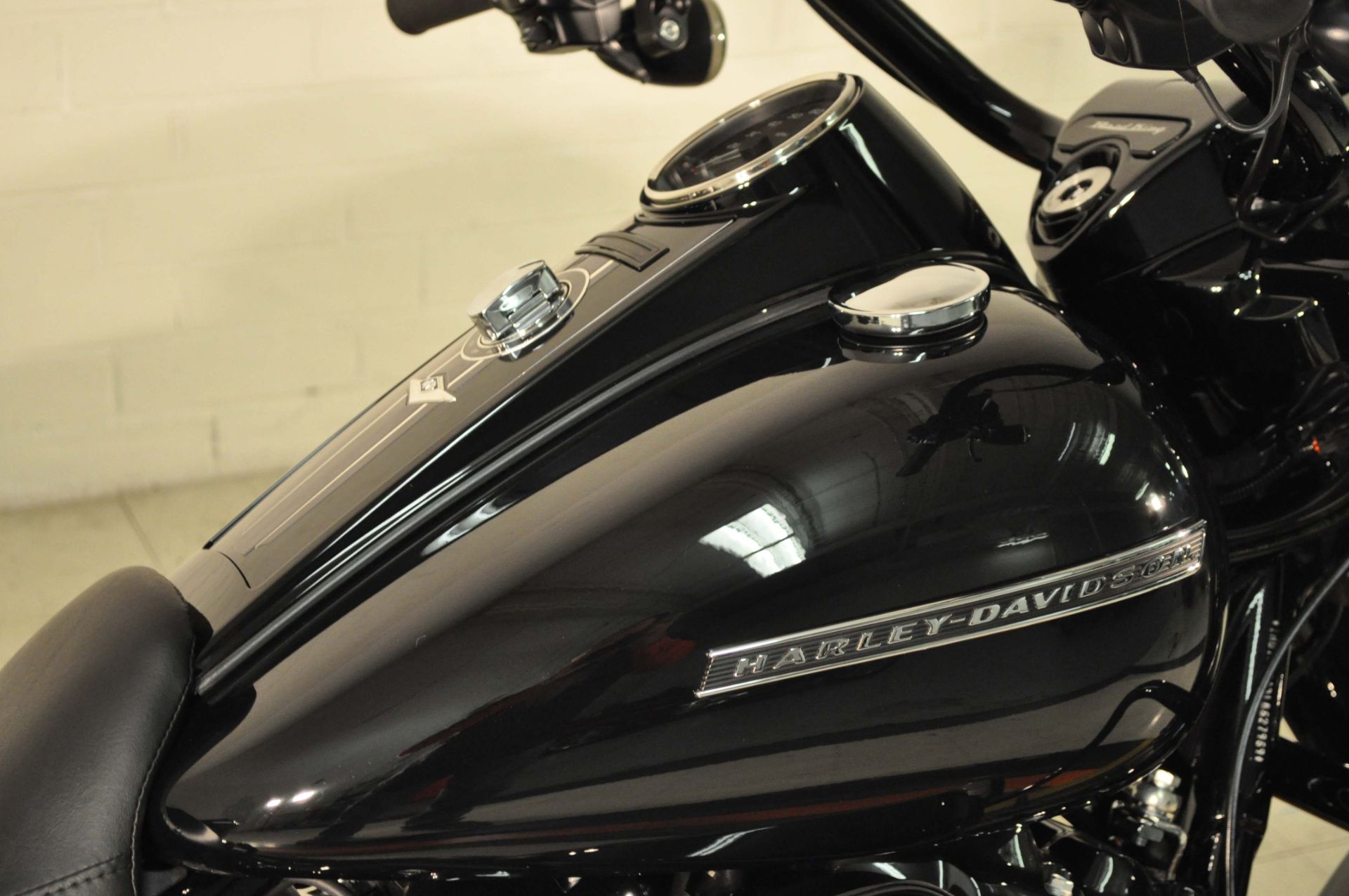 2020 Harley-Davidson Road King® Special in Winston Salem, North Carolina - Photo 13