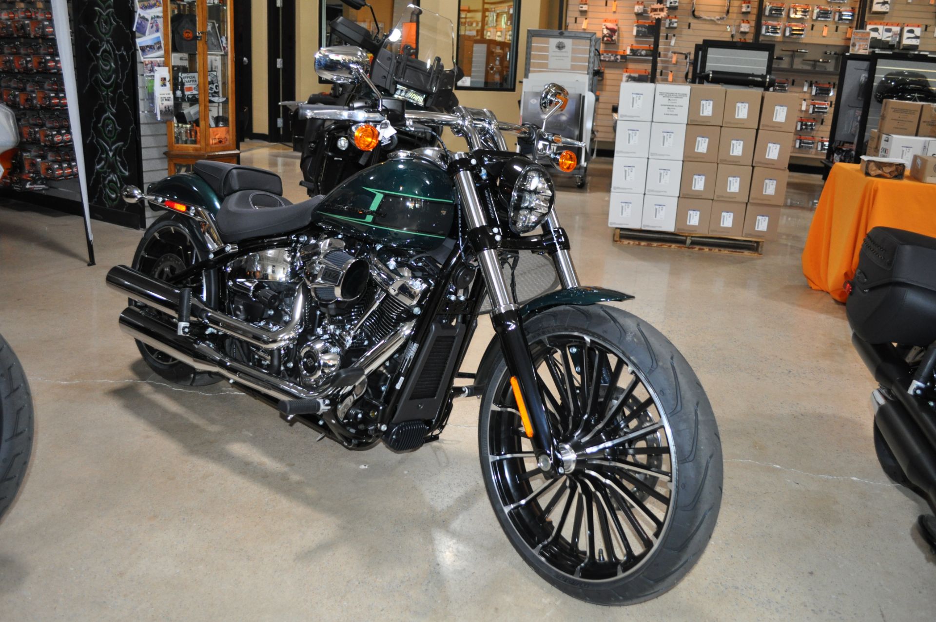 2024 Harley-Davidson Breakout® in Winston Salem, North Carolina - Photo 4