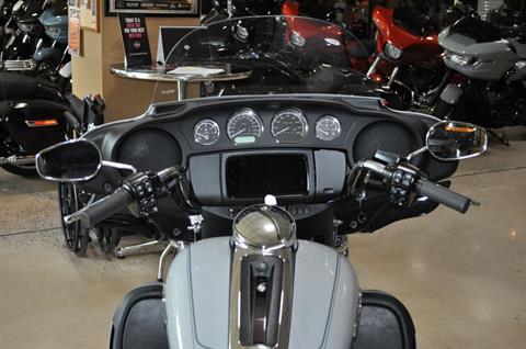 2024 Harley-Davidson Tri Glide® Ultra in Winston Salem, North Carolina - Photo 11