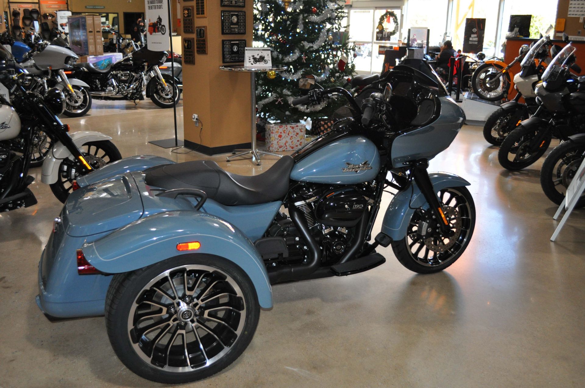 2024 Harley-Davidson Road Glide® 3 in Winston Salem, North Carolina - Photo 5