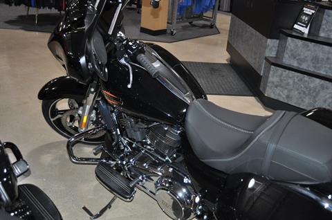 2024 Harley-Davidson Street Glide® in Winston Salem, North Carolina - Photo 2