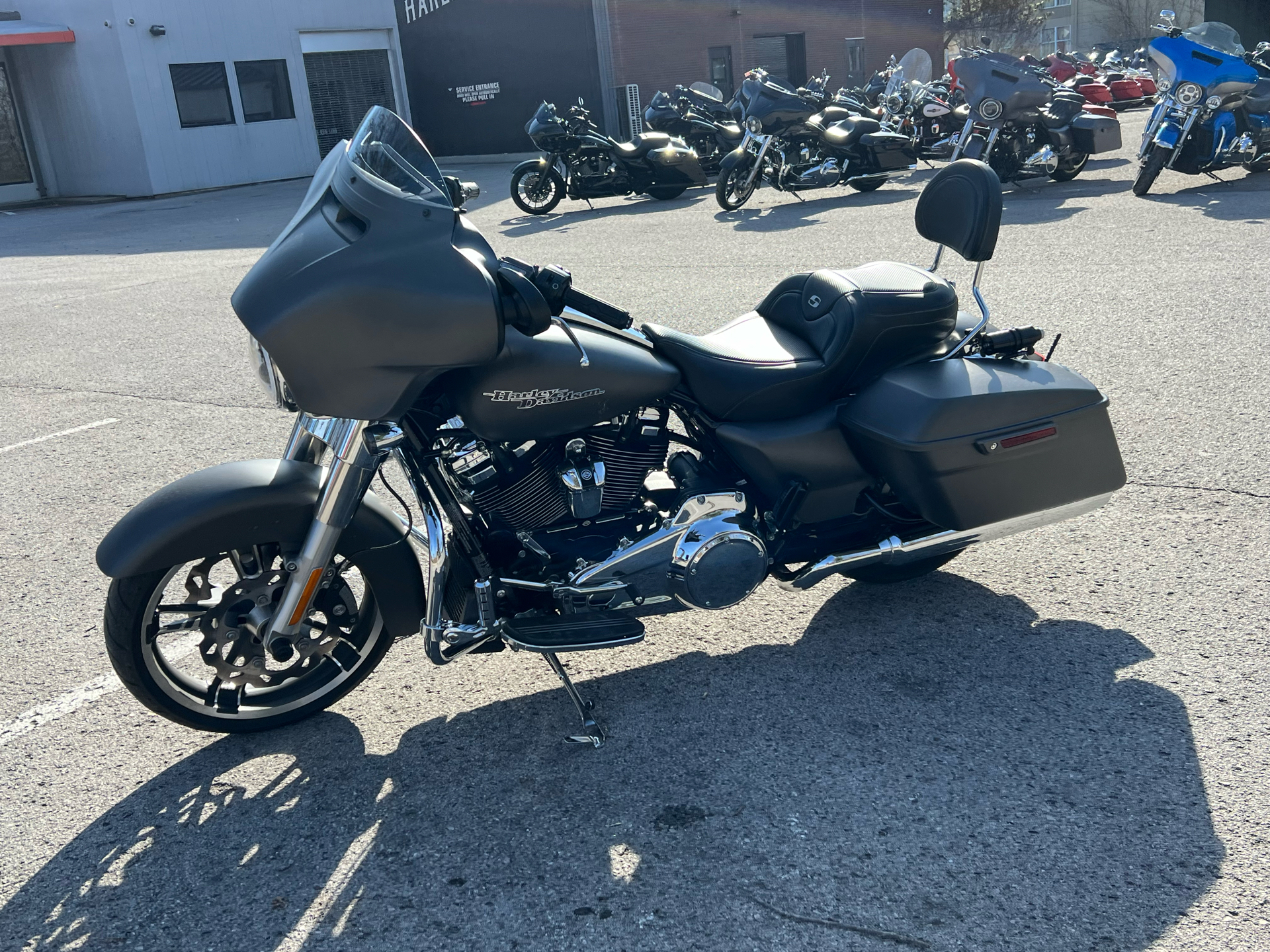 2018 Harley-Davidson Street Glide® in Franklin, Tennessee - Photo 22