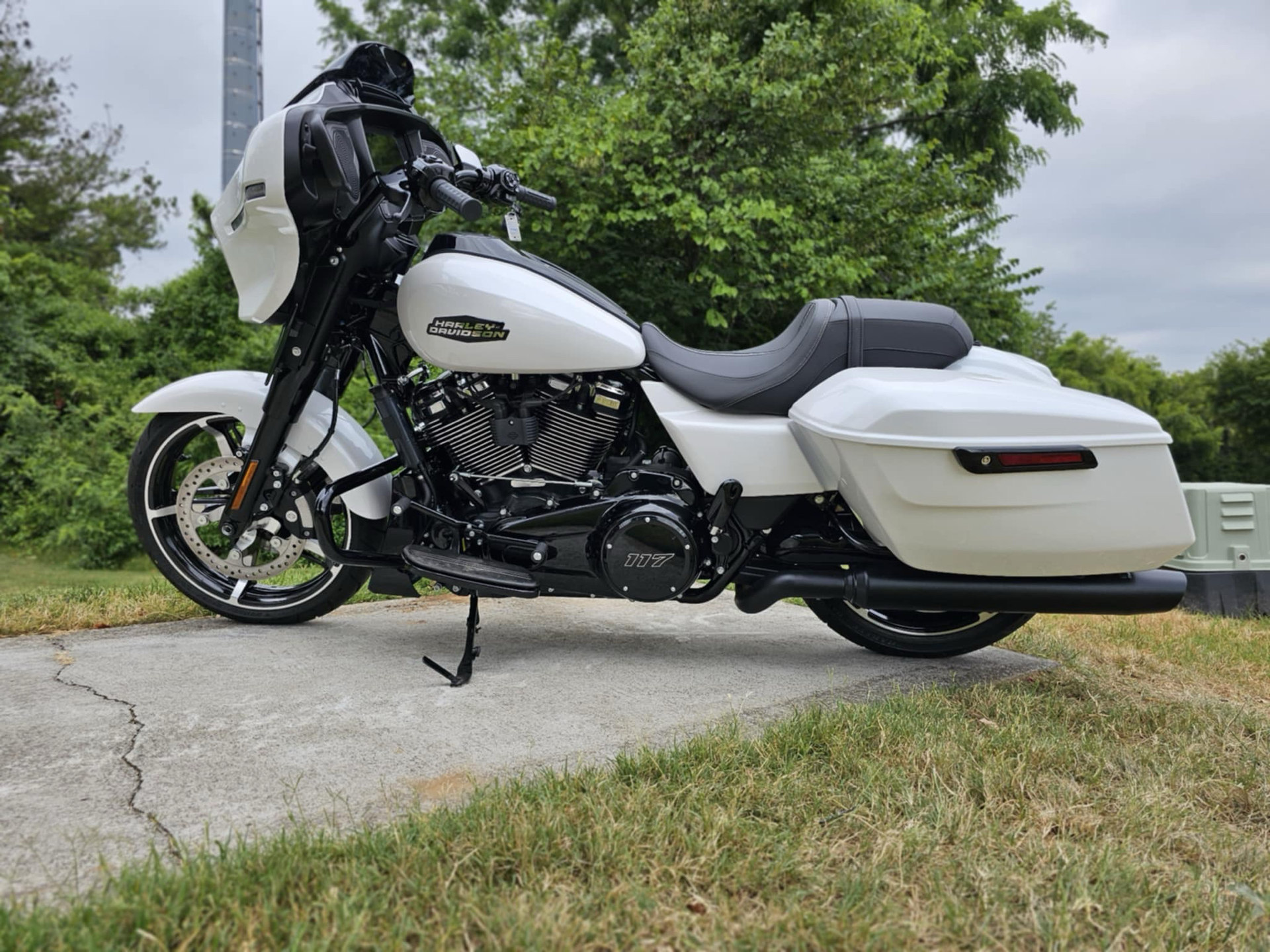 2024 Harley-Davidson Street Glide® in Franklin, Tennessee - Photo 9