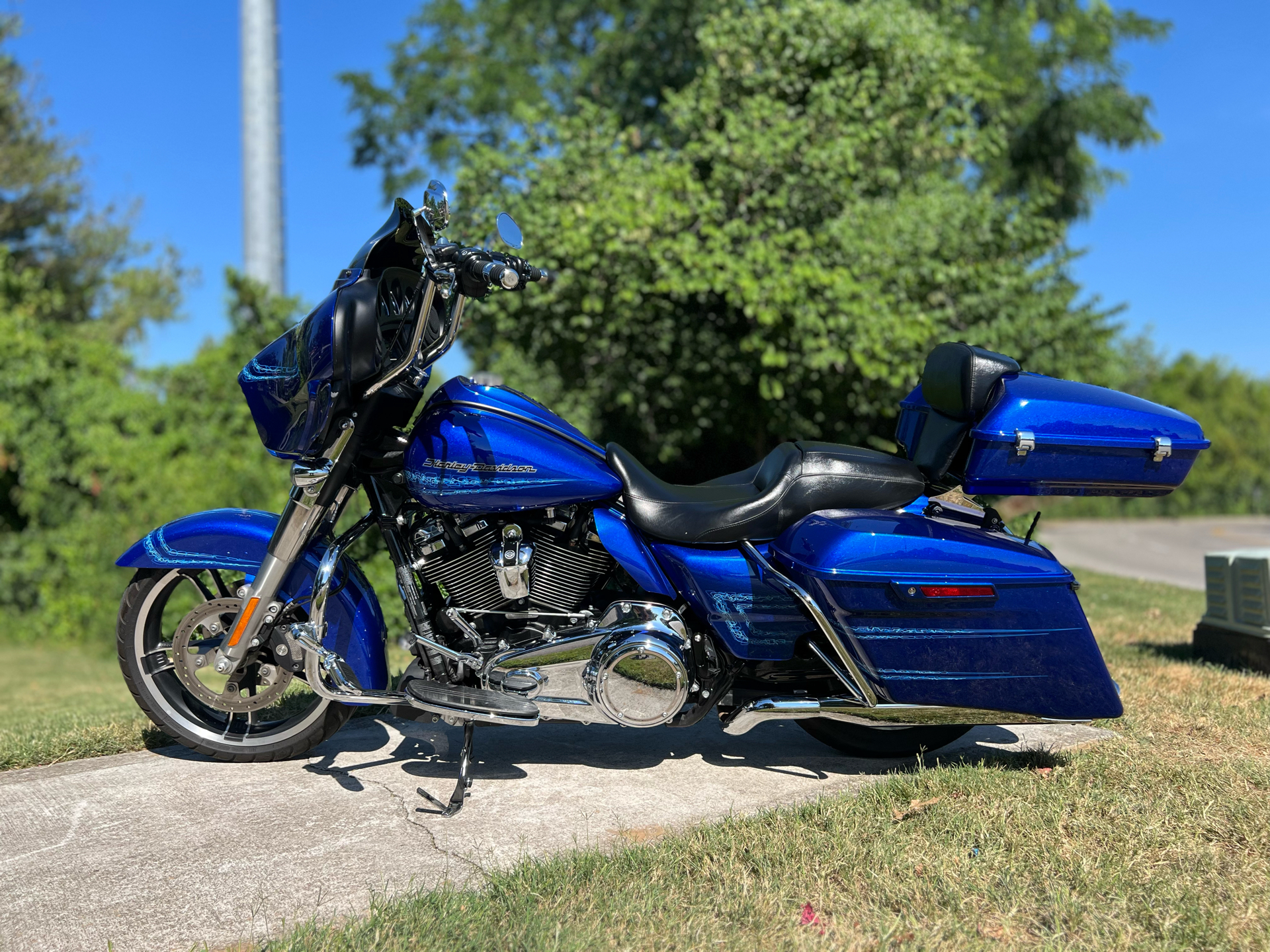 2019 Harley-Davidson Street Glide® in Franklin, Tennessee - Photo 16