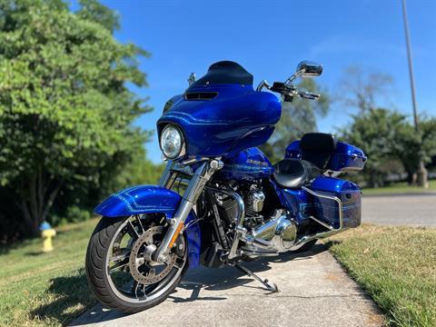 2019 Harley-Davidson Street Glide® in Franklin, Tennessee - Photo 17