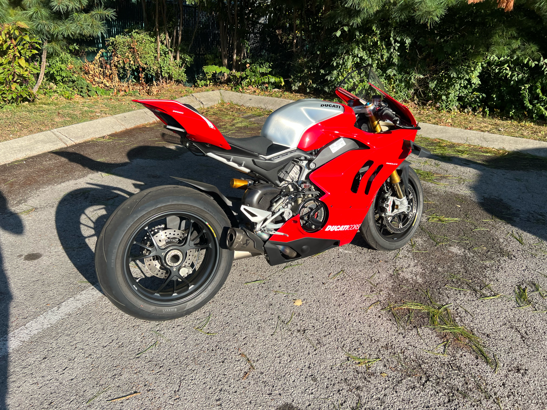 2020 Ducati Panigale V4 R in Franklin, Tennessee - Photo 9