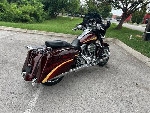 2010 Harley-Davidson CVO™ Street Glide® in Franklin, Tennessee - Photo 8