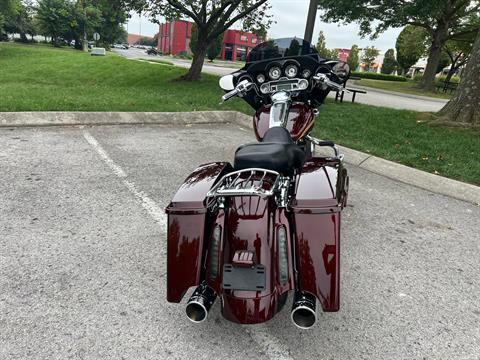 2010 Harley-Davidson CVO™ Street Glide® in Franklin, Tennessee - Photo 12