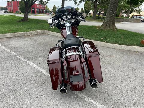 2010 Harley-Davidson CVO™ Street Glide® in Franklin, Tennessee - Photo 13