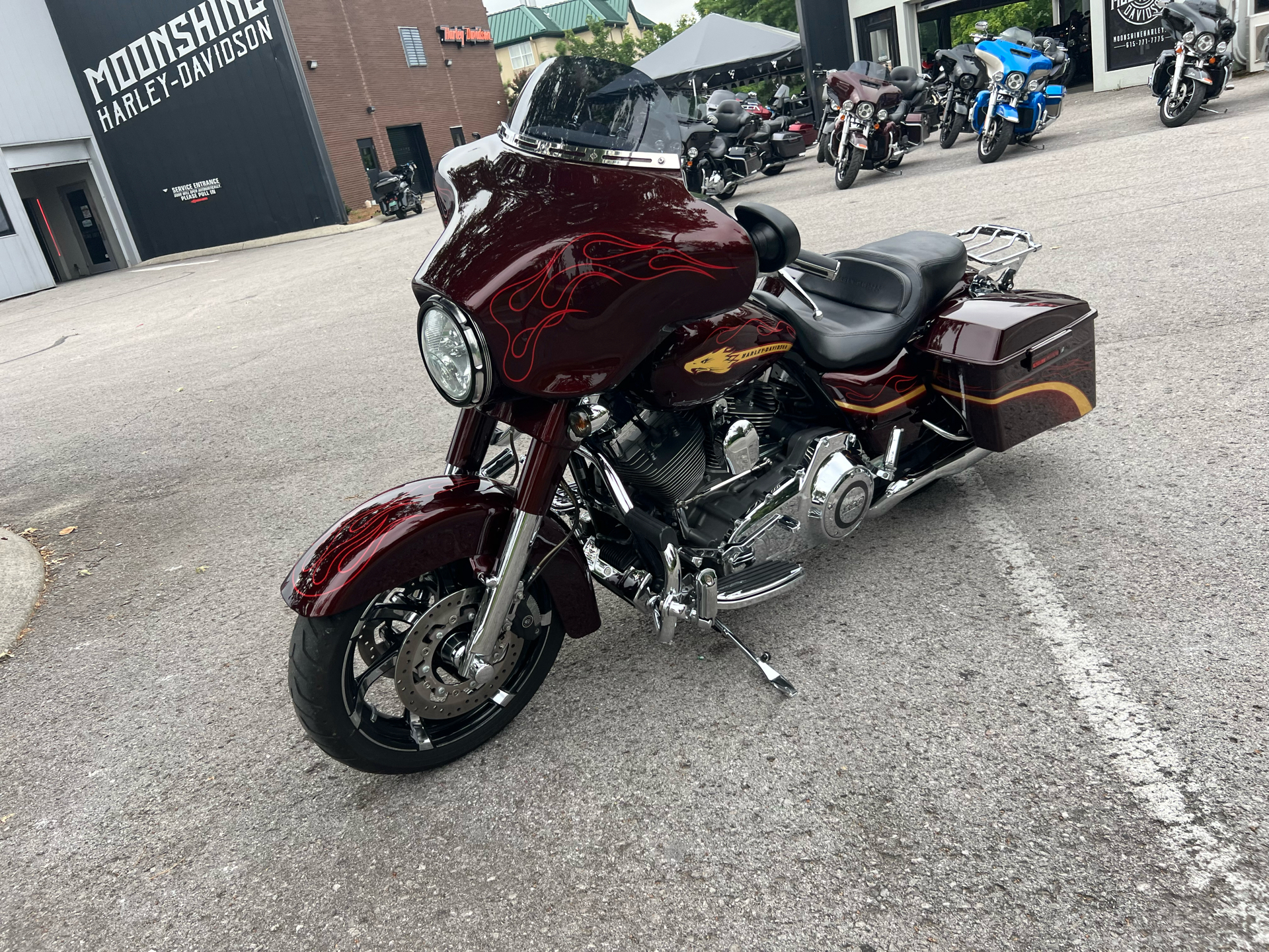 2010 Harley-Davidson CVO™ Street Glide® in Franklin, Tennessee - Photo 23