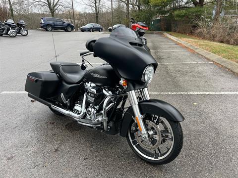 2017 Harley-Davidson Street Glide® Special in Franklin, Tennessee - Photo 5