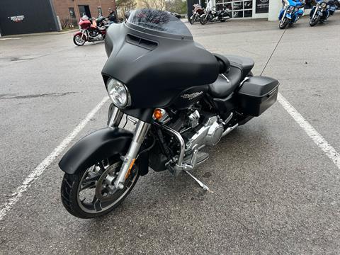 2017 Harley-Davidson Street Glide® Special in Franklin, Tennessee - Photo 21