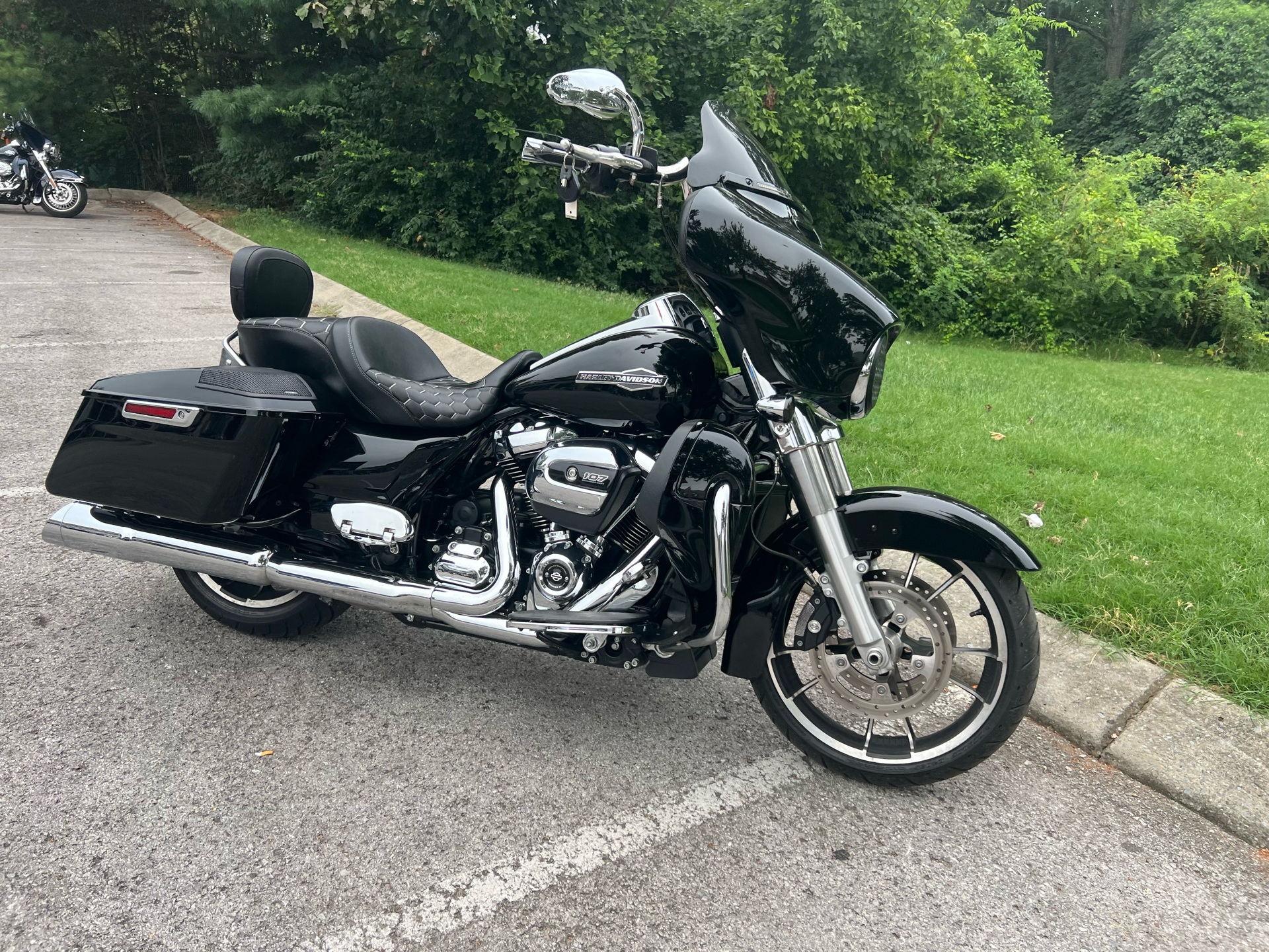 2021 Harley-Davidson Street Glide® in Franklin, Tennessee - Photo 7