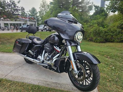 2020 Harley-Davidson CVO™ Street Glide® in Franklin, Tennessee - Photo 3