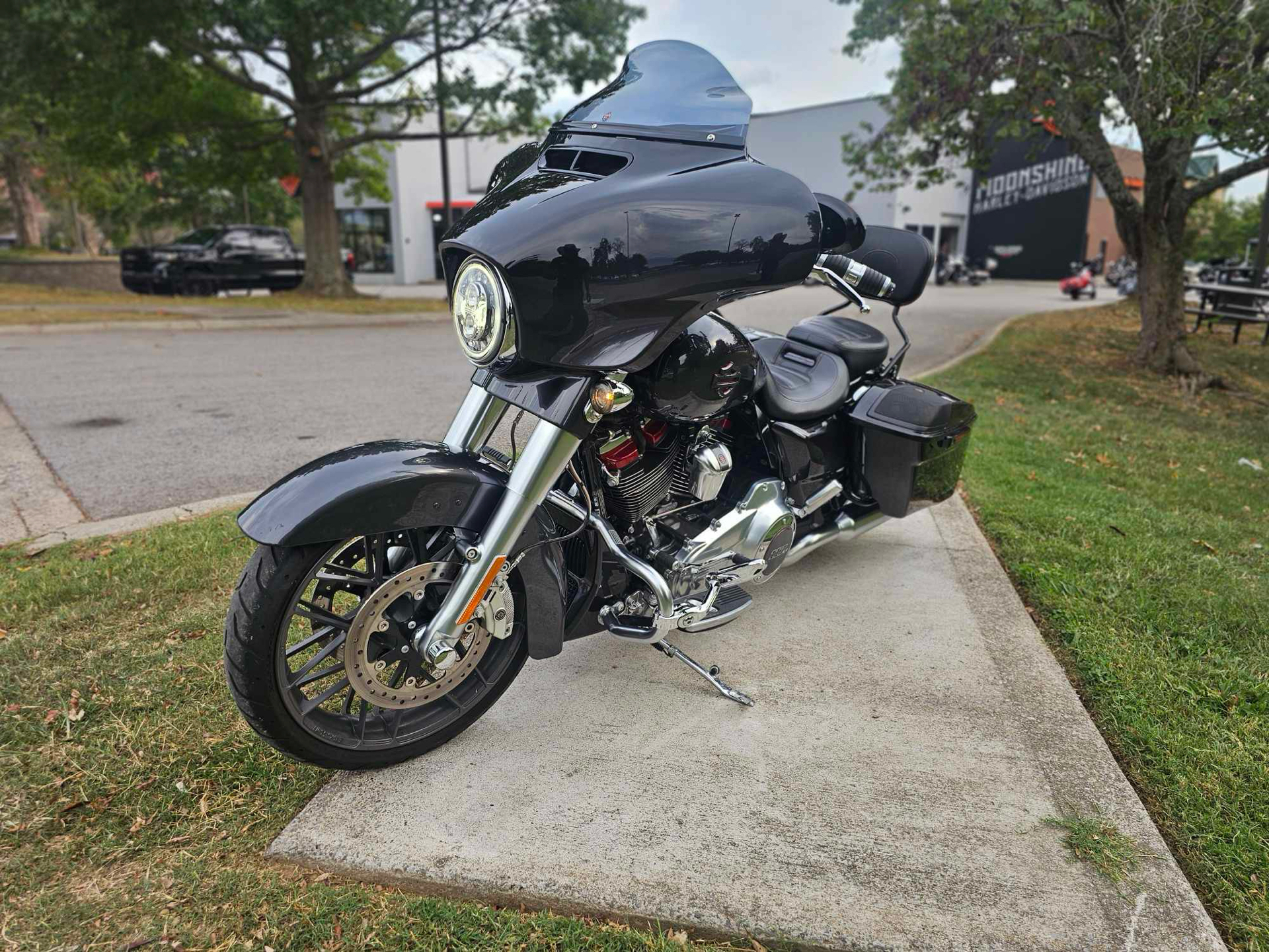 2020 Harley-Davidson CVO™ Street Glide® in Franklin, Tennessee - Photo 5