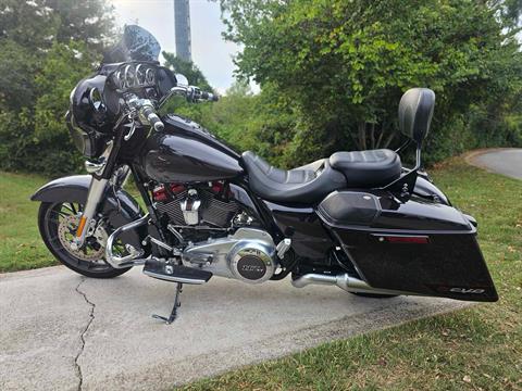 2020 Harley-Davidson CVO™ Street Glide® in Franklin, Tennessee - Photo 6