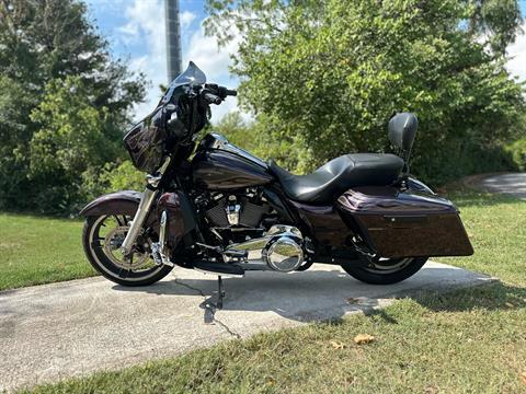 2017 Harley-Davidson Street Glide® Special in Franklin, Tennessee - Photo 17