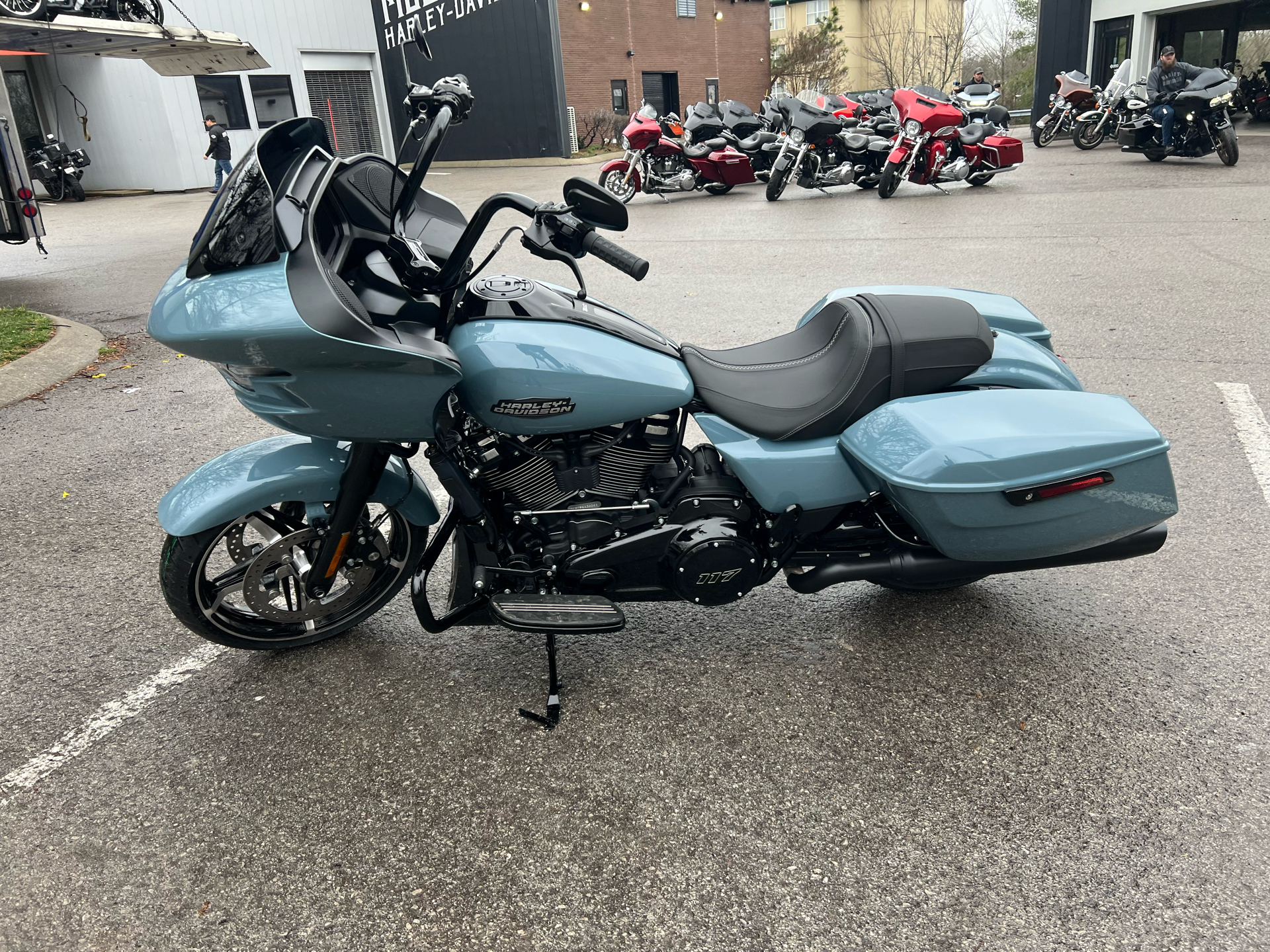 2024 Harley-Davidson Road Glide® in Franklin, Tennessee - Photo 5