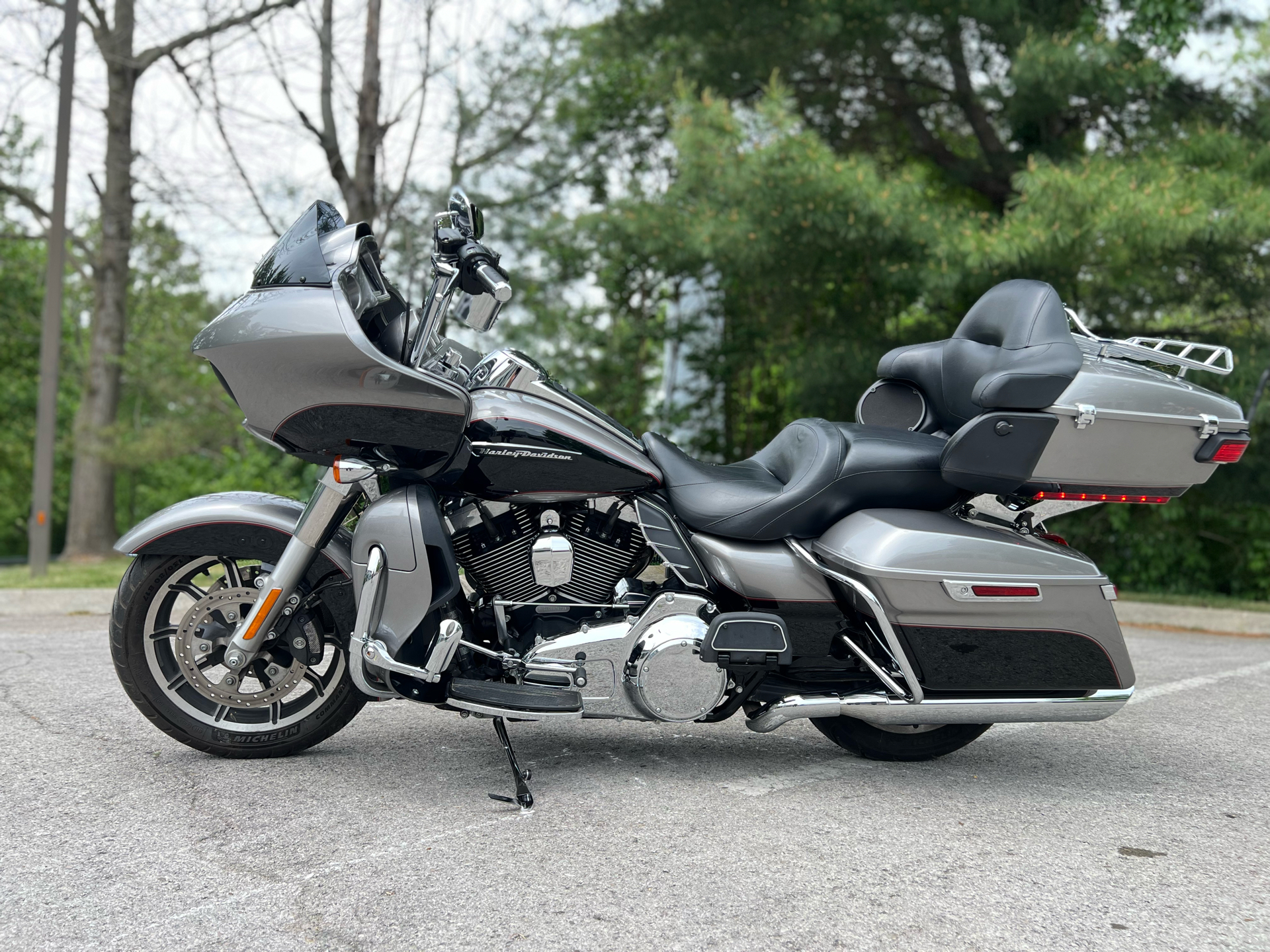 2016 Harley-Davidson Road Glide® Ultra in Franklin, Tennessee - Photo 18
