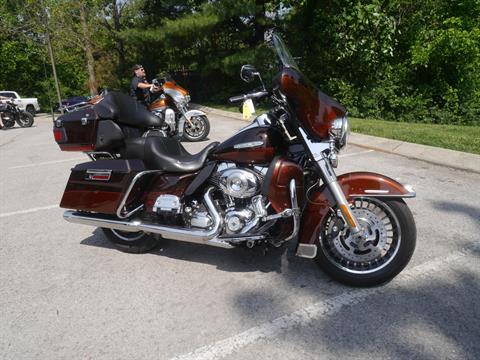 2011 Harley-Davidson Electra Glide® Ultra Limited in Franklin, Tennessee - Photo 6