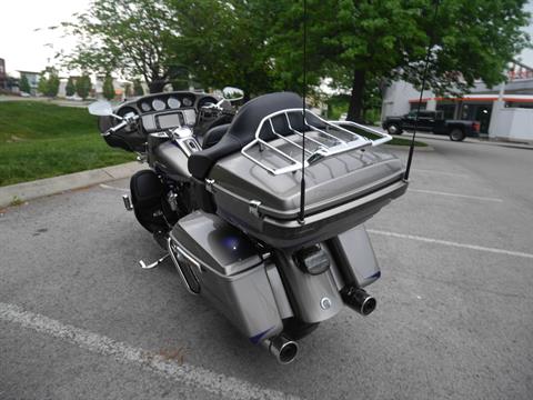 2017 Harley-Davidson CVO™ Limited in Franklin, Tennessee - Photo 16