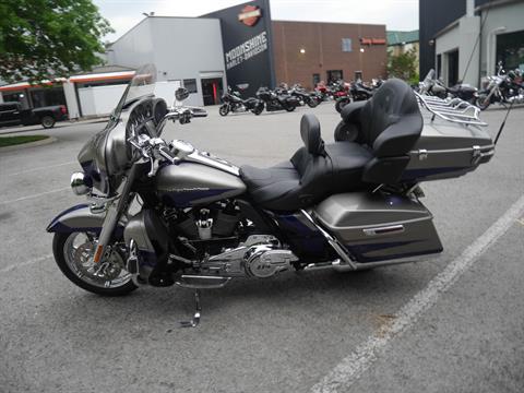 2017 Harley-Davidson CVO™ Limited in Franklin, Tennessee - Photo 20