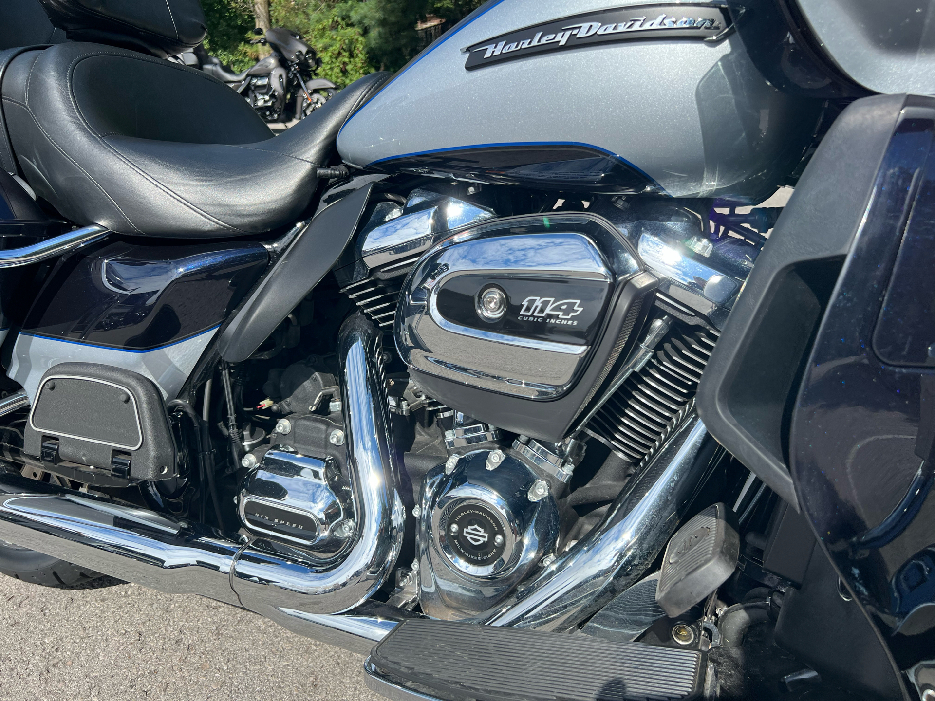 2019 Harley-Davidson Road Glide® Ultra in Franklin, Tennessee - Photo 2