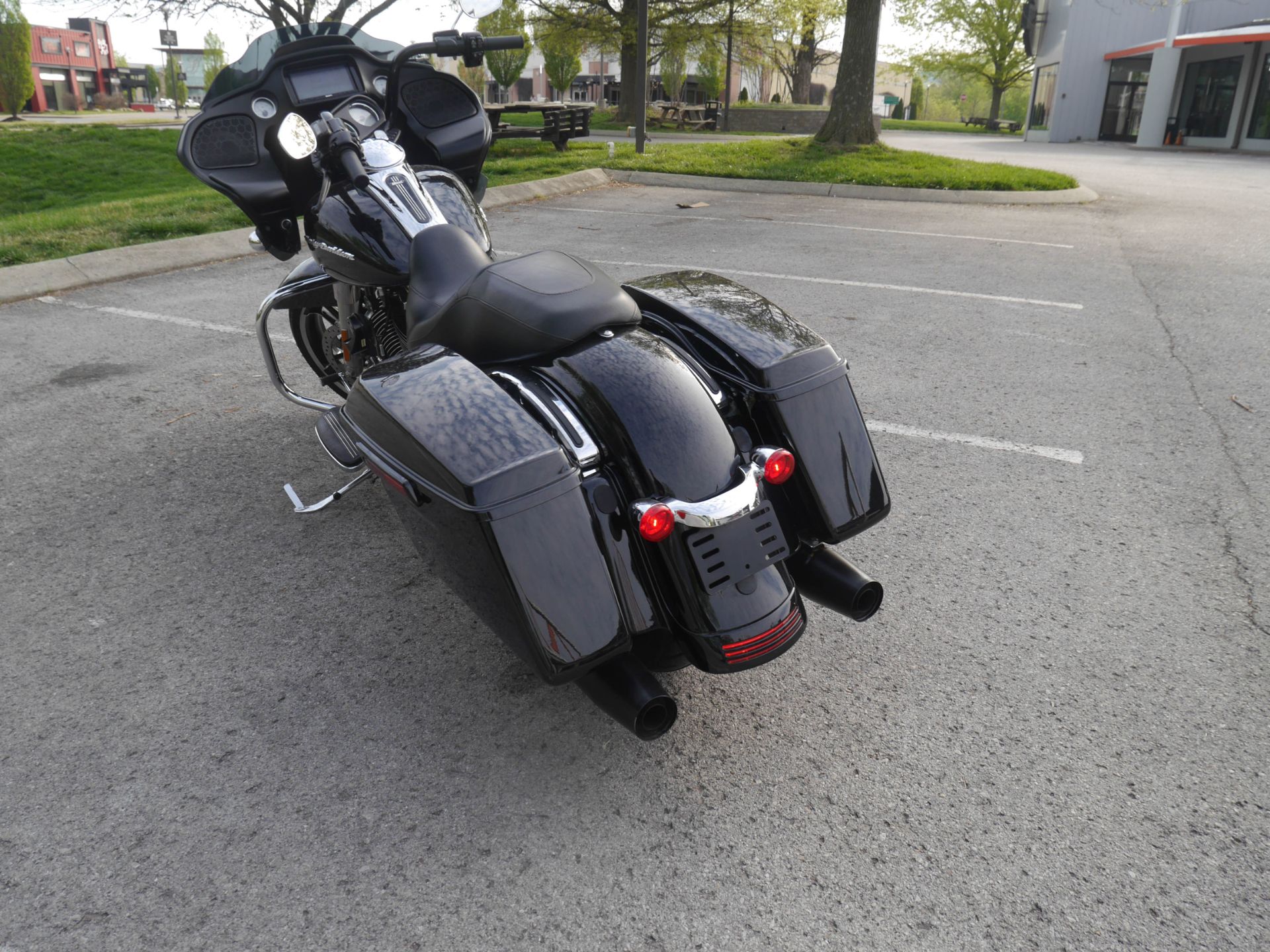 2019 Harley-Davidson Road Glide® in Franklin, Tennessee - Photo 15