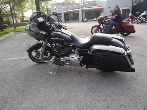 2019 Harley-Davidson Road Glide® in Franklin, Tennessee - Photo 18