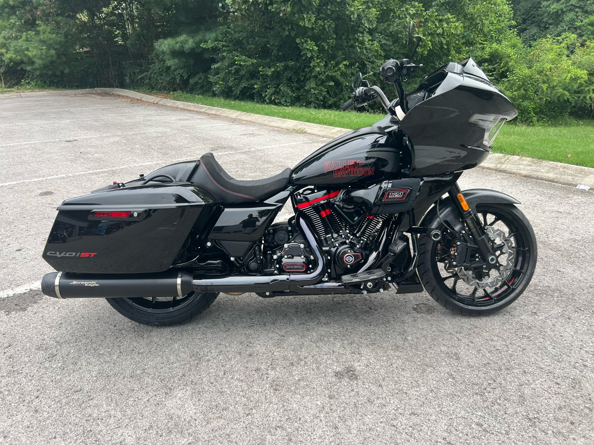 2024 Harley-Davidson CVO™ Road Glide® ST in Franklin, Tennessee - Photo 9