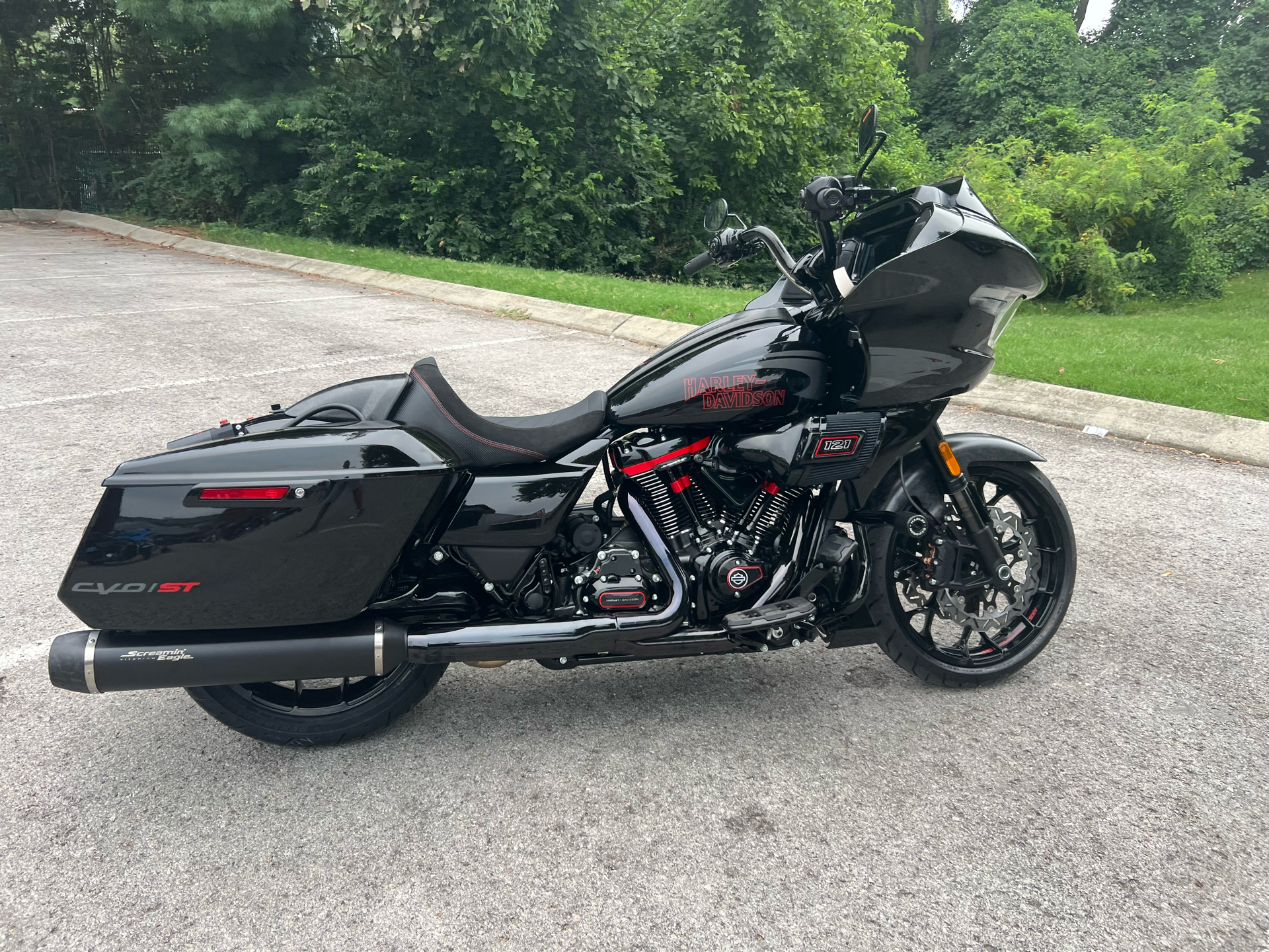 2024 Harley-Davidson CVO™ Road Glide® ST in Franklin, Tennessee - Photo 10