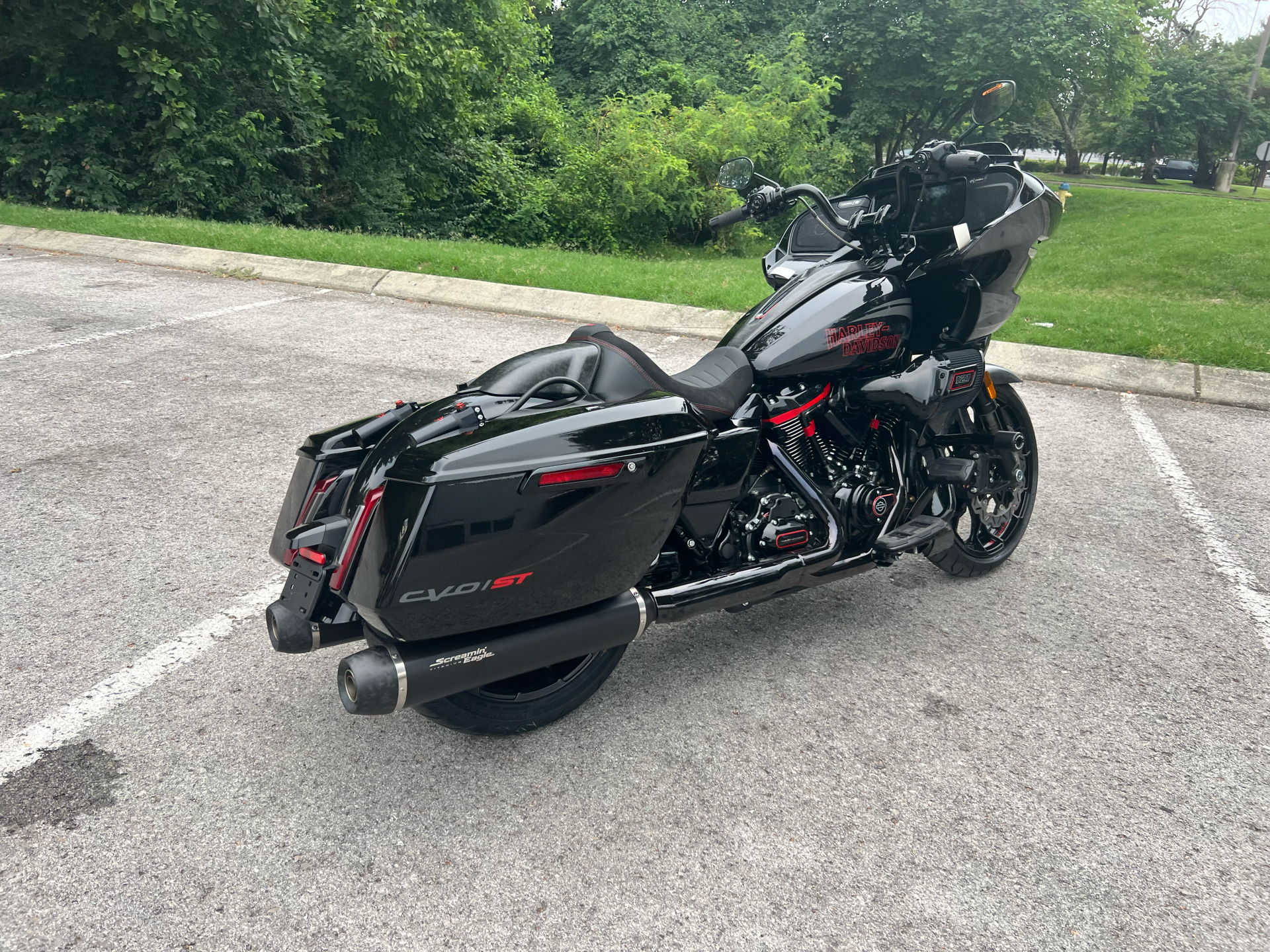 2024 Harley-Davidson CVO™ Road Glide® ST in Franklin, Tennessee - Photo 13