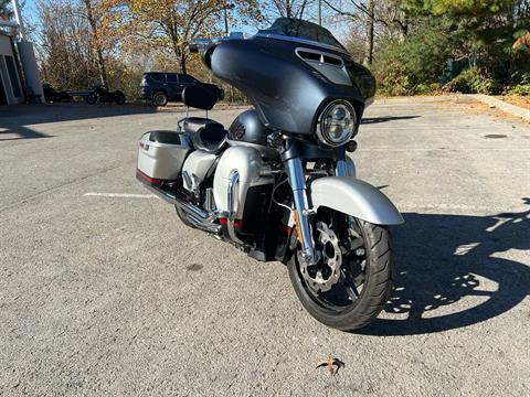 2019 Harley-Davidson CVO™ Street Glide® in Franklin, Tennessee - Photo 5
