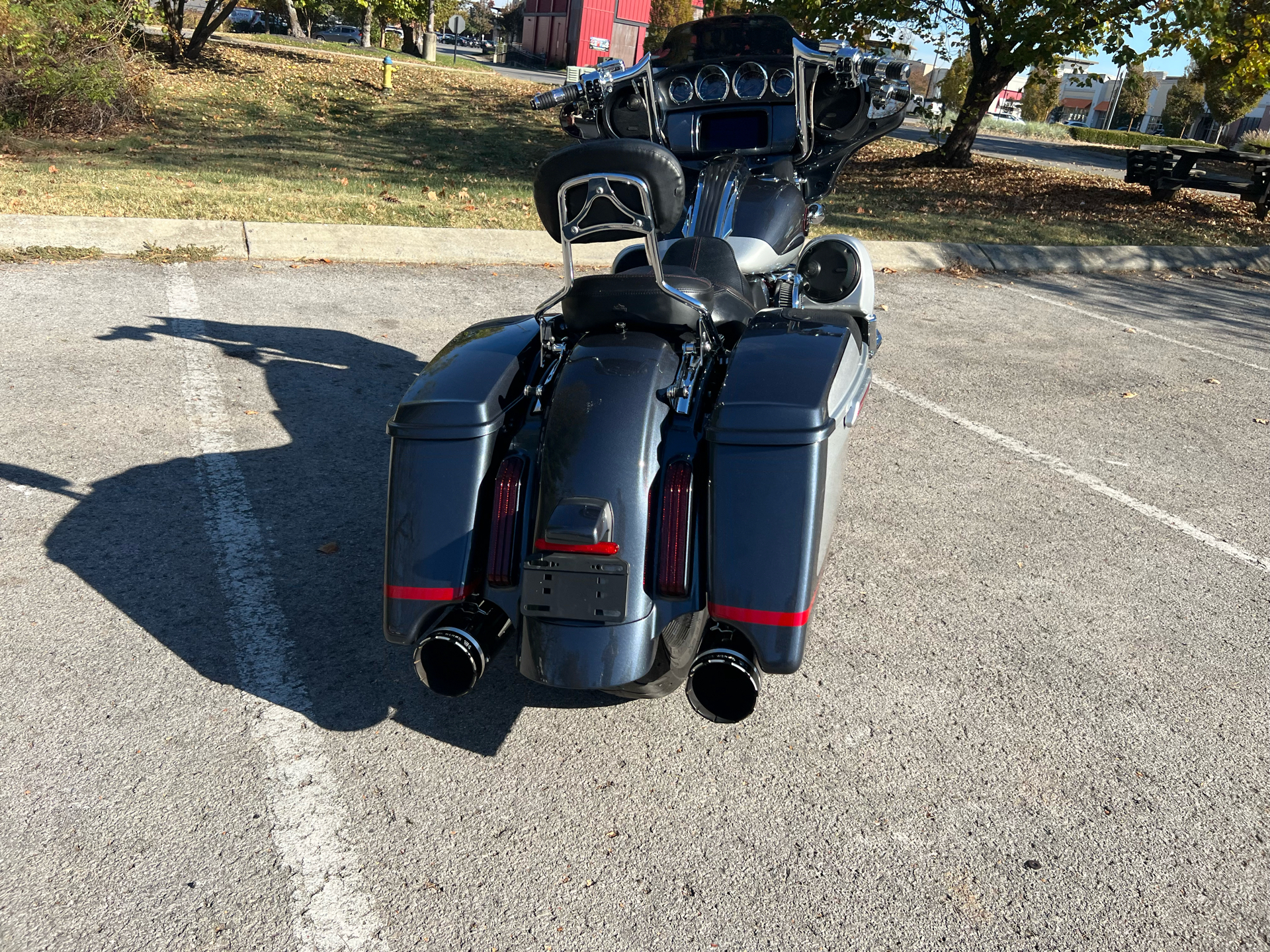 2019 Harley-Davidson CVO™ Street Glide® in Franklin, Tennessee - Photo 18